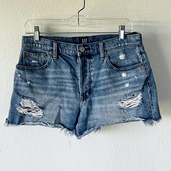 GAP High Rise 3” Short Light Indigo Distressed Frayed Hem Jean Shorts Size 28 - Picture 3 of 10